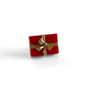 Vintage Red Present w/Gold Bow Holiday Pin